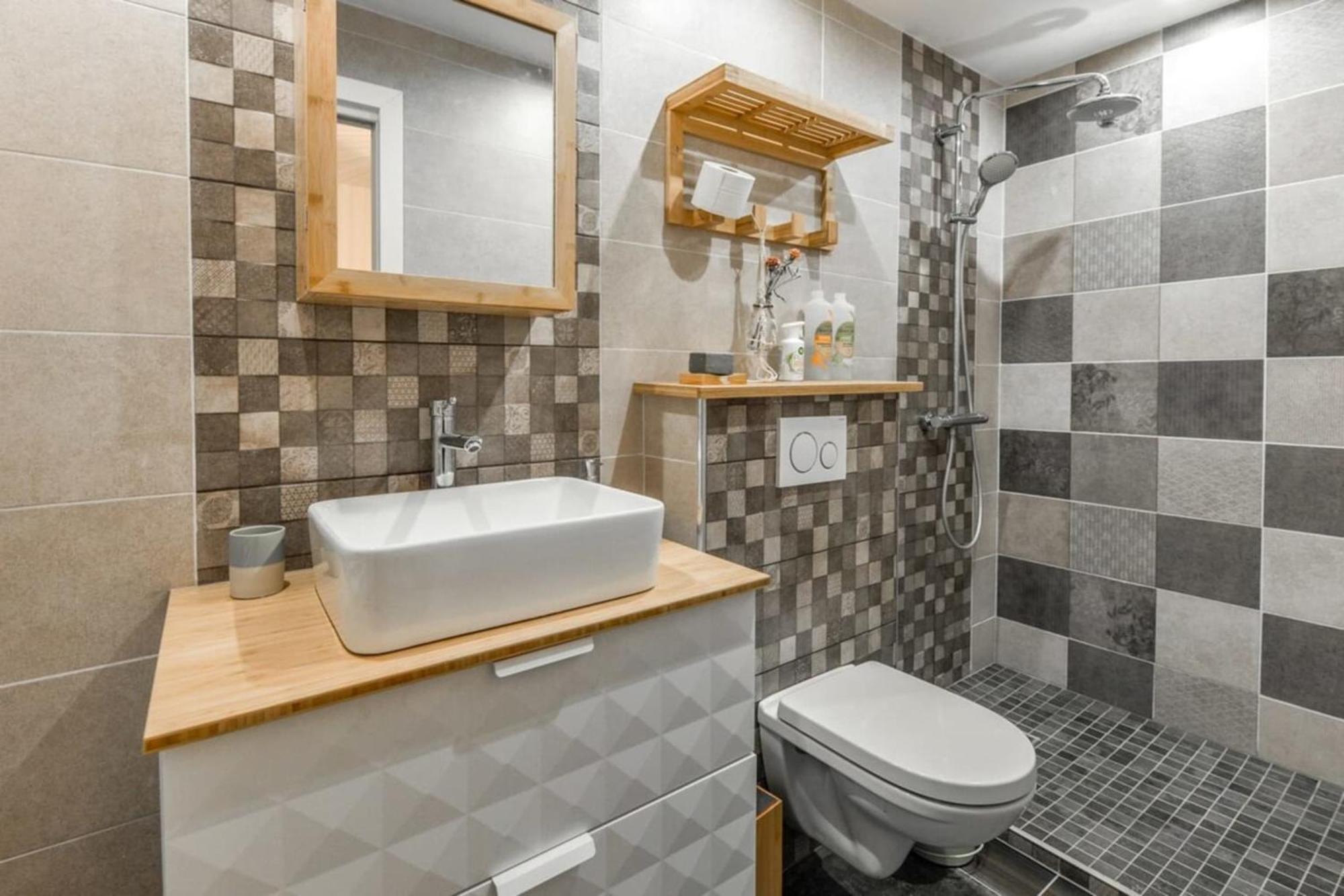 3-Star Rated Apartment In The Heart Of The Old Town With A View Annecy Exterior photo